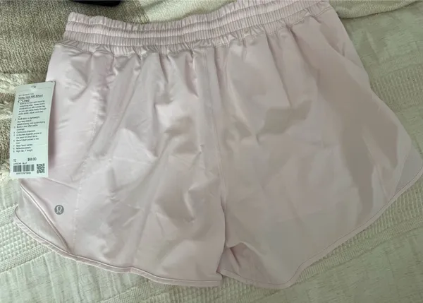 Lululemon Hotty Hot HR Shorts 4" - Image 5