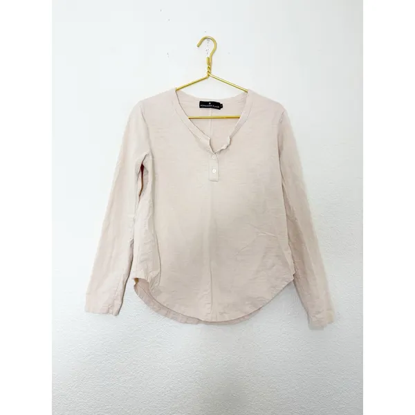 Pomander Place Tuckernuck Long Sleeve Mercer Henley Top Size Medium Oatmeal - Image 4