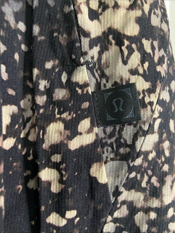 lululemon athletica Black with Beige Speckle Lined track pants - Image 3