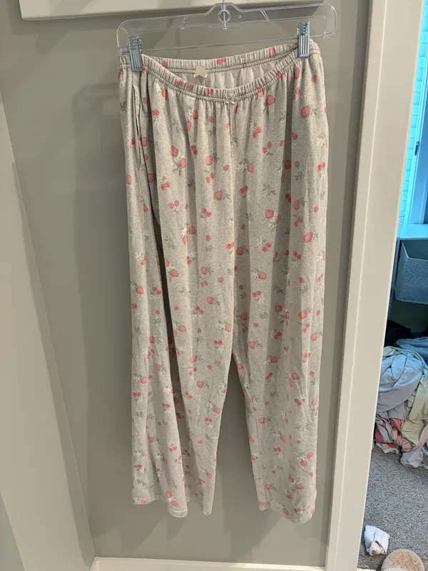 Hollister Pajama Set - Image 2