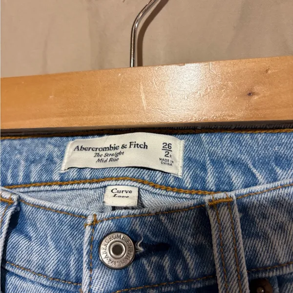 Abercrombie & fitch jeans - Image 2
