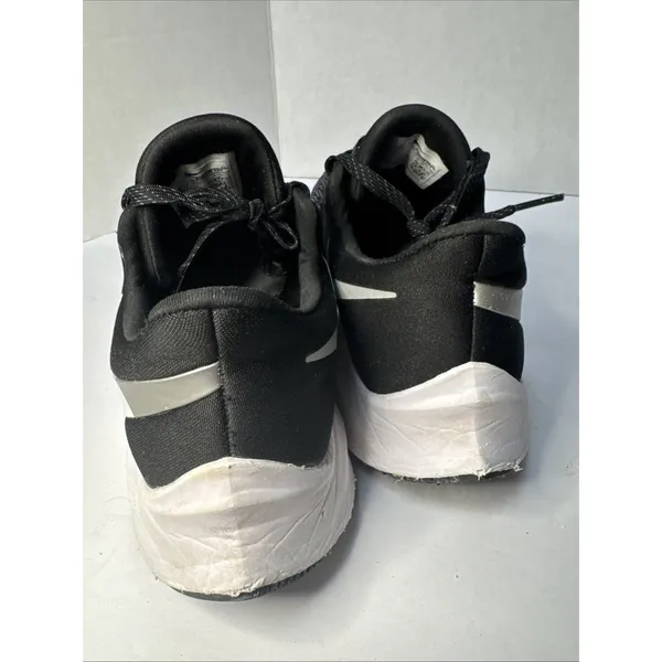 Nike Air Zoom Winflo 6 Women’s Size 8 Black White Running Shoes AQ8228-003 - Image 5