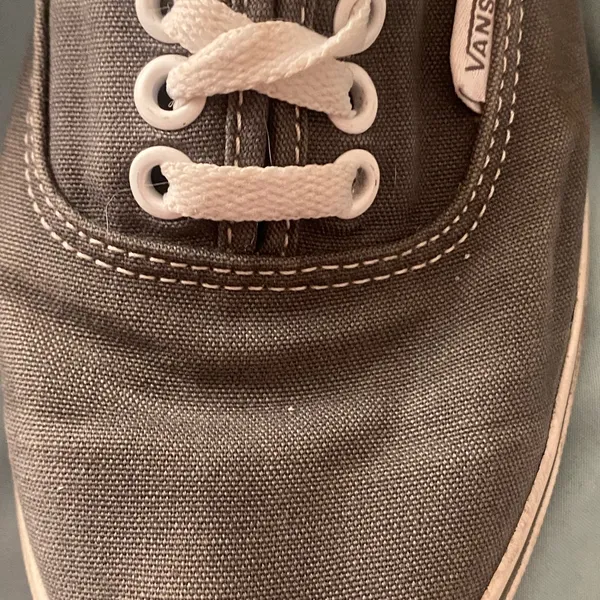 Vans Womens Gray Grey Low Top Tennis Shoes Size 7 Sneakers Used - Image 4