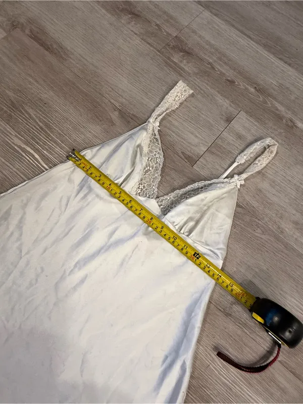 Victoria Secret White Lace Slip Dress Size Medium - Image 7