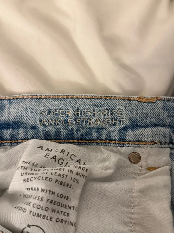 American Eagle Jeans - Image 3