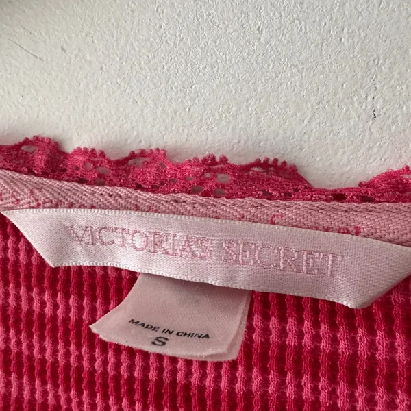Victoria’s‎ Secret Rare Y2K Pink Stripe Waffle Knit V Neck Long Sleeve Top Lace - Image 5