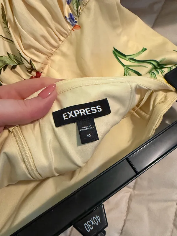 Express Dress Floral - Image 2