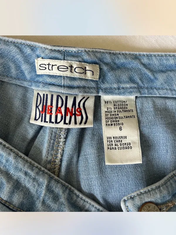 Vintage bill Blass high waisted denim capris - Image 2