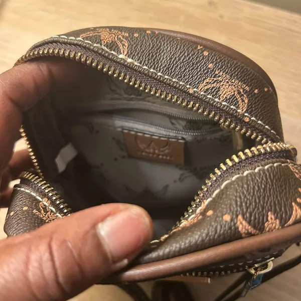 Wendy Keen Brown Crossbody Bag - Image 8