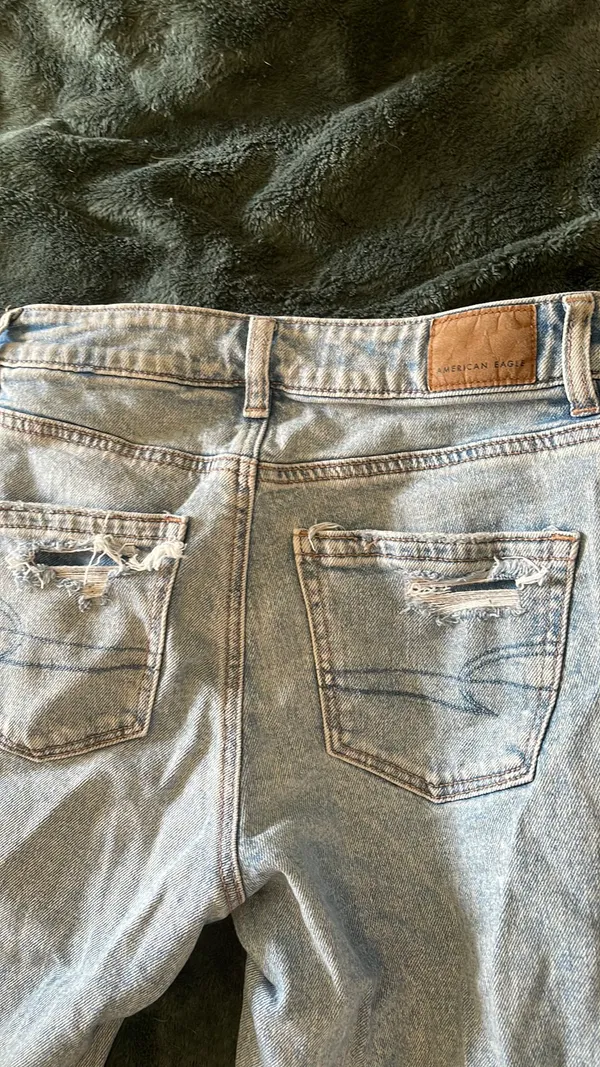 American Eagle Jeans Ripped Short - Image 6