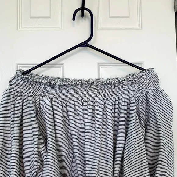 We The Free‎ People White Gray Stripe Lexington Tee Women's Size Small - Image 6