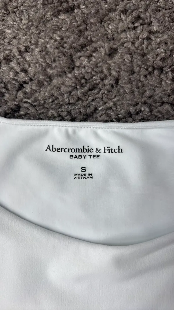 Abercrombie Baby Tee Soft Matte Seamless - Image 2