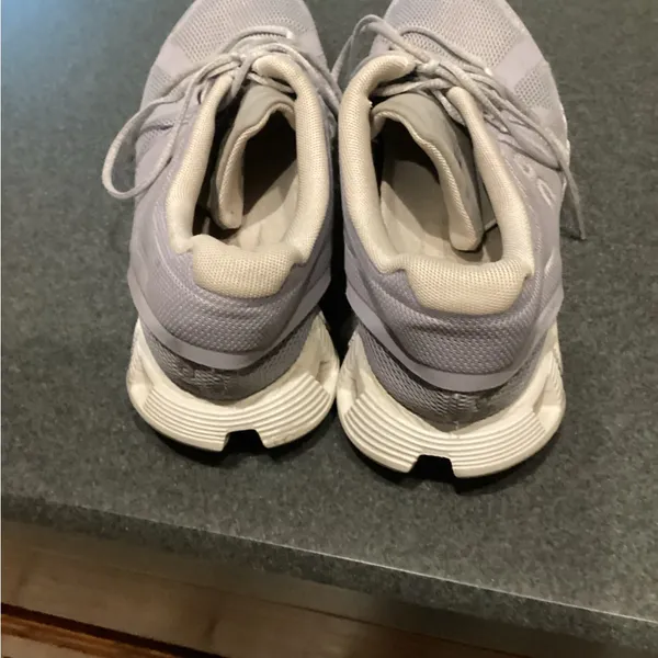 Women's Gray on cloud Athletic Shoes 7 - Image 4