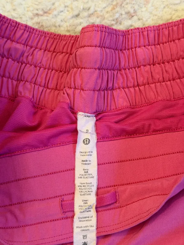 Lululemon Hotty Hot 4" Shorts - Image 4