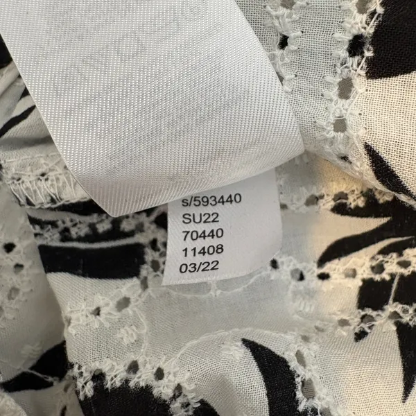 NWT Loft Botanical Eyelet Blouse White Black Cap Sleeve‎ Cotton Medium Petite - Image 6