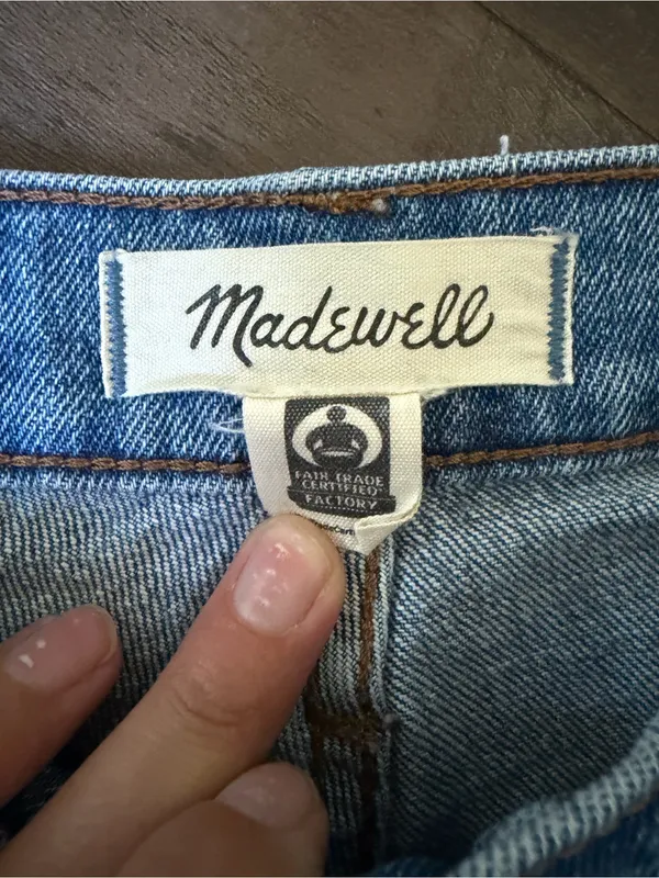 Madewell Light Blue Straight-Leg Jeans with Raw Hem - Image 2