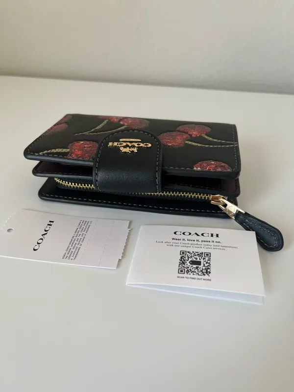 Coach Wallet - Image 4