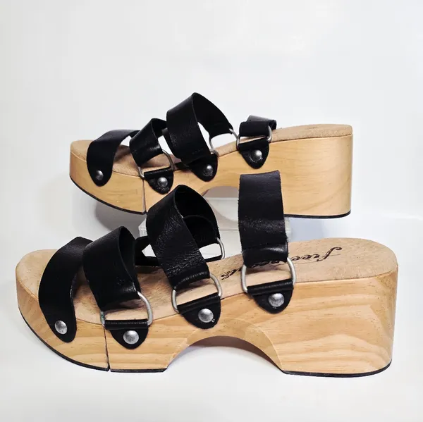 FREE PEOPLE Virgo Switchback Clog Slide Sandal - Black - Image 4