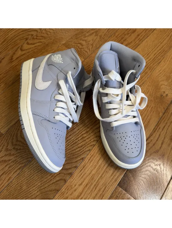 Size 6.5 US Women’s Nike Air Jordan 1 Mid Grey White CD7240-002 - Image 6