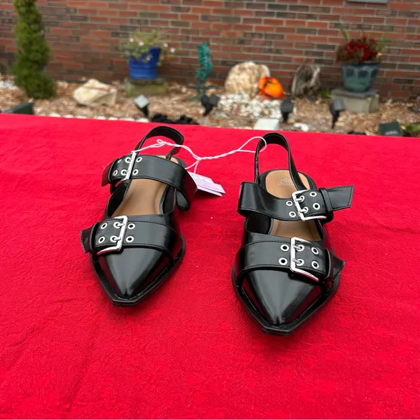 Size 8 Peyton Double Buckle black Slingback Flats by wild fable‎ alt - Image 2