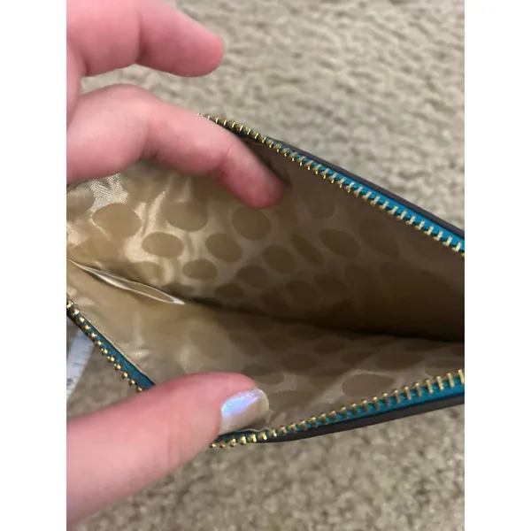 Kate Spade Wristlet Clutch Bag with Logo & Zip Closure teal - Image 4