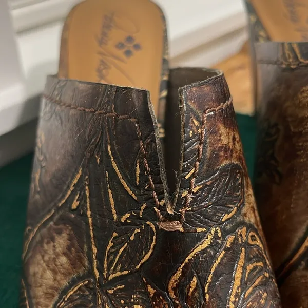 Patricia Nash Mules/clogs Ruffina Bronze Florals - Image 13