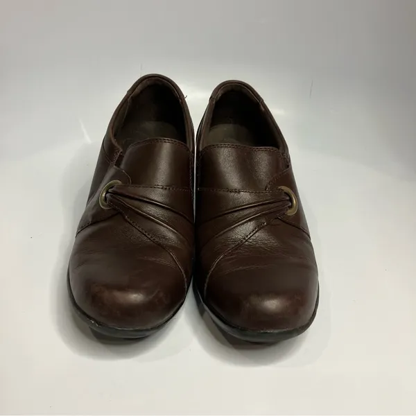 Clarks brown leather pumps‎ comfort shoes size 9.5 - Image 2