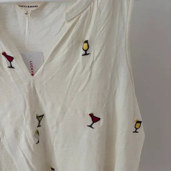 Lucky Brand NWT Women's Embroidered Martini Glass Off-White Tank Top Size L - Image 2