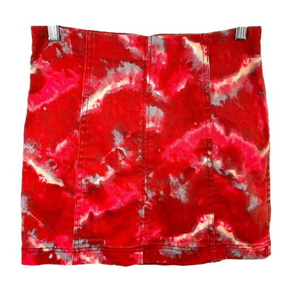 Free People Size 8 Mini Skirt‎ Denim Red Tie Dye Modern Femme Flamingo Flame 335 - Image 2