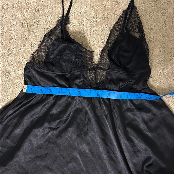 Victoria's Secret Black Lace Chemise, Medium NWOT - Image 8