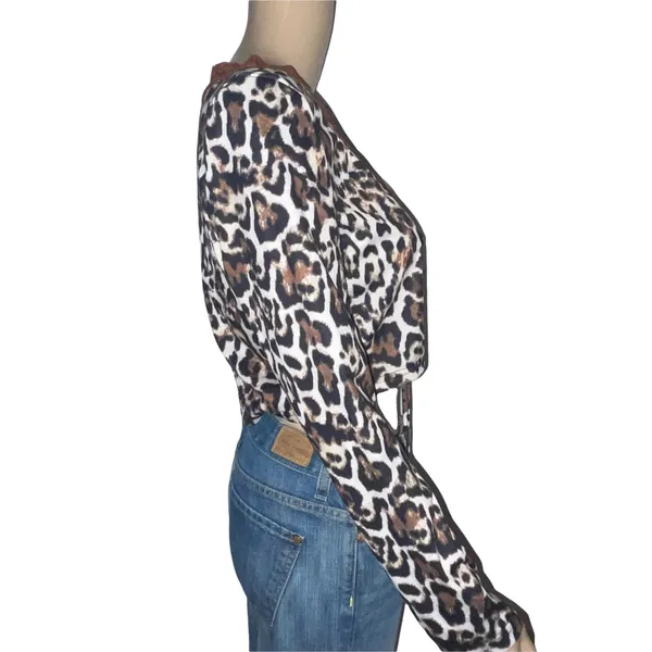 SheIn Leopard Print Tie Front Crop Top - Image 5