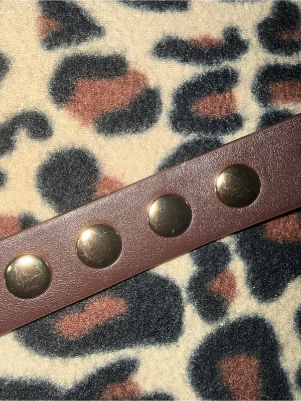 2000s brown leather belt with gold studs - Image 9