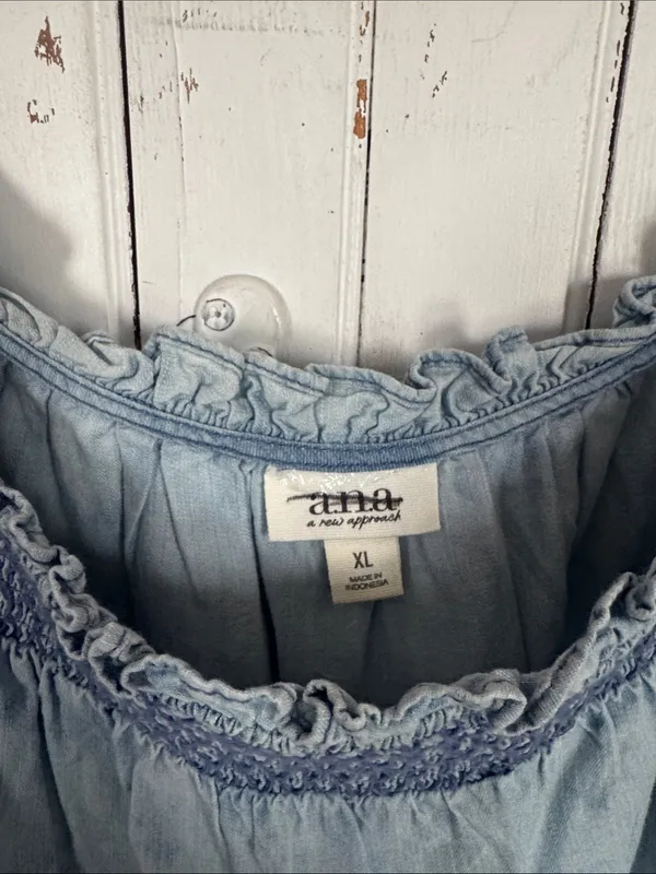 a.n.a Smocked Neckline Dress Light Blue Size XL - Image 5
