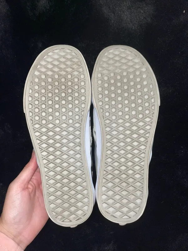 Vans Slip-on Shoes - Image 3