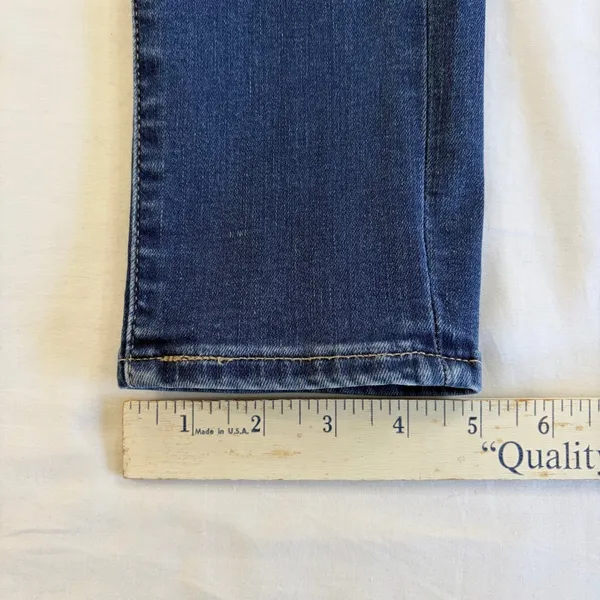 Women's‎ Levi's Jeans Curvy Medium Wash Denim 28x29 Capsule Wardrobe US Size 6 - Image 10