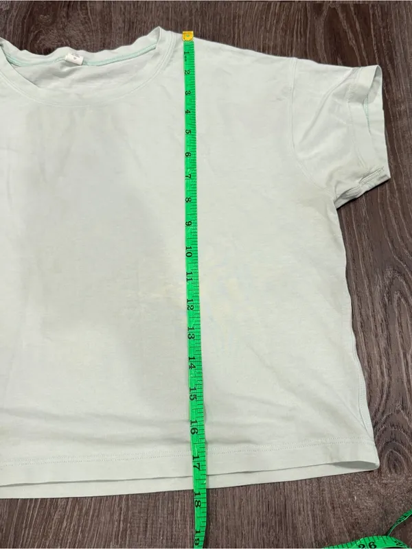 Lululemon Silver Blue Cates T-Shirt - Image 9