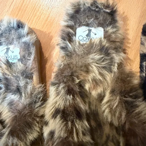 H&M Fuzzy Leopard Print Slippers - Image 2