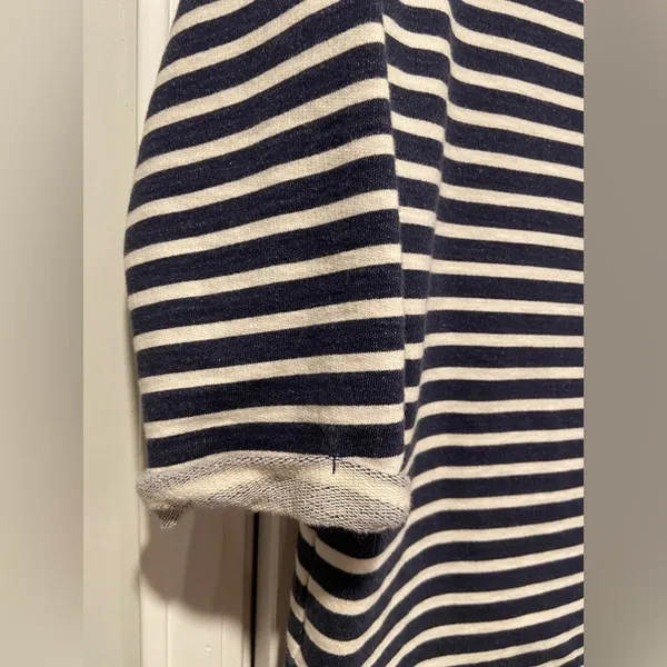 Gap Fit Size M Blue Cream Stripe Crew Neck 3/4 Sleeve Cotton Terry Sweatshirt - Image 2