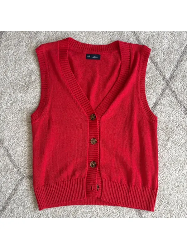GAP Red Button Front Sweater Vest Preppy Y2K Knit Back-to-School - Image 2