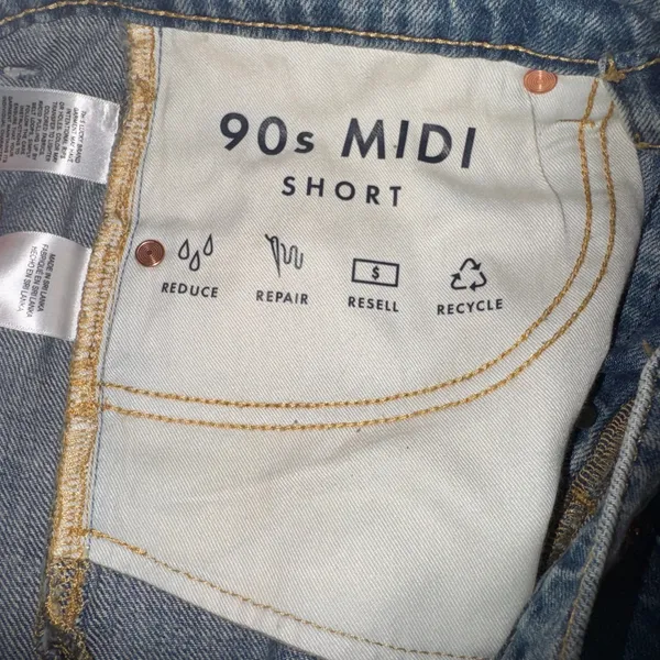 90s midi short Denim Distressed Shorts with Embroidered Patches - Image 11