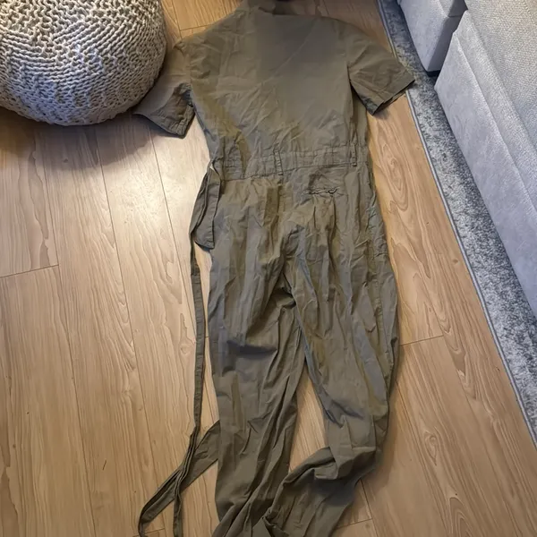 Bershka Khaki Jumpsuit with Belt - Image 3
