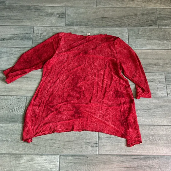 Cb red top Size XL - Image 4