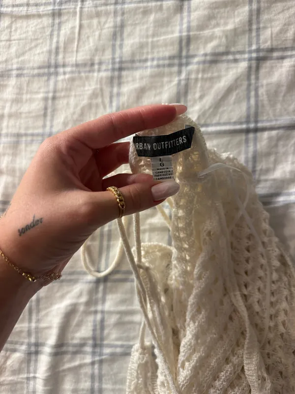 Urban Outfitters Cream Crochet Open Back Top – Size L - Image 3