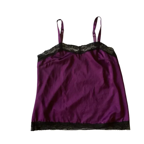 Xhilaration Lace Trim Cami Top - Image 3
