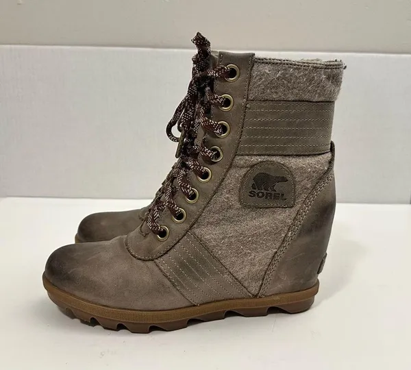 Sorel Lexie Waterproof Leather Wedge Boot Size 8.5 US - Image 5