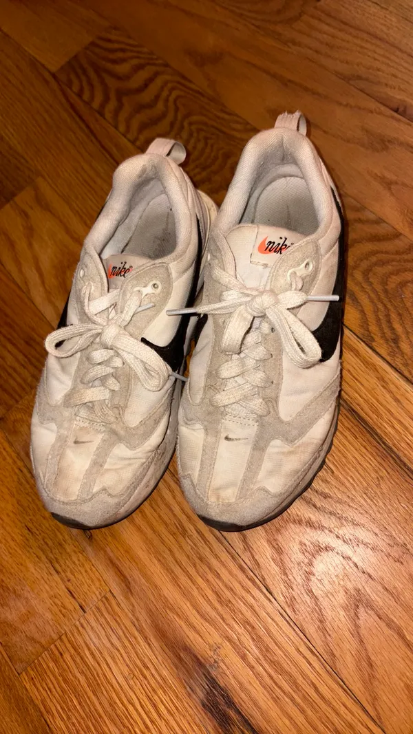 Nike Shoes - Image 2
