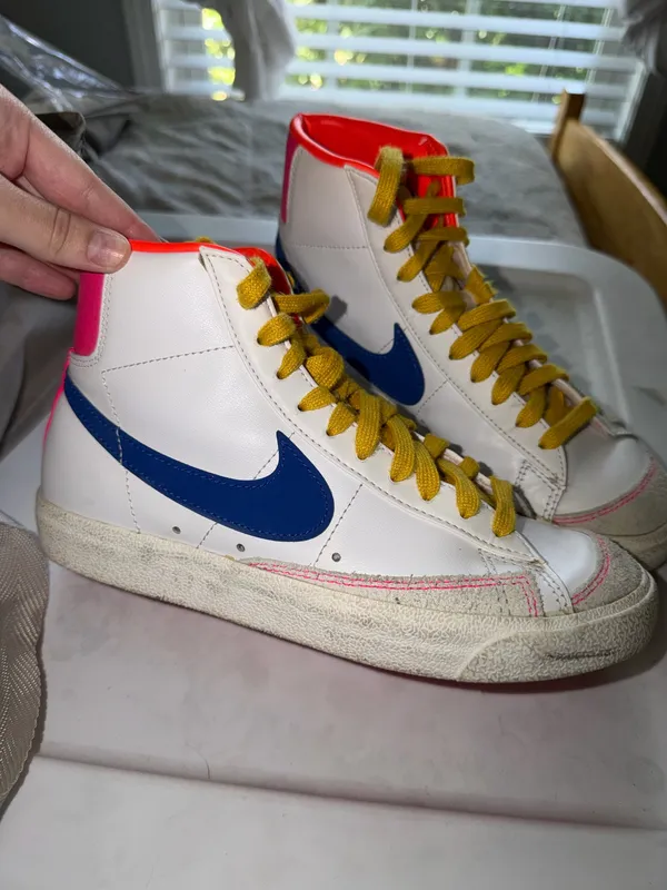Nike blazers - Image 2