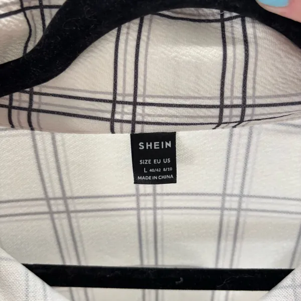 SHEIN Checkered Cream and Black Half-Zip Cropped Jacket - Image 5