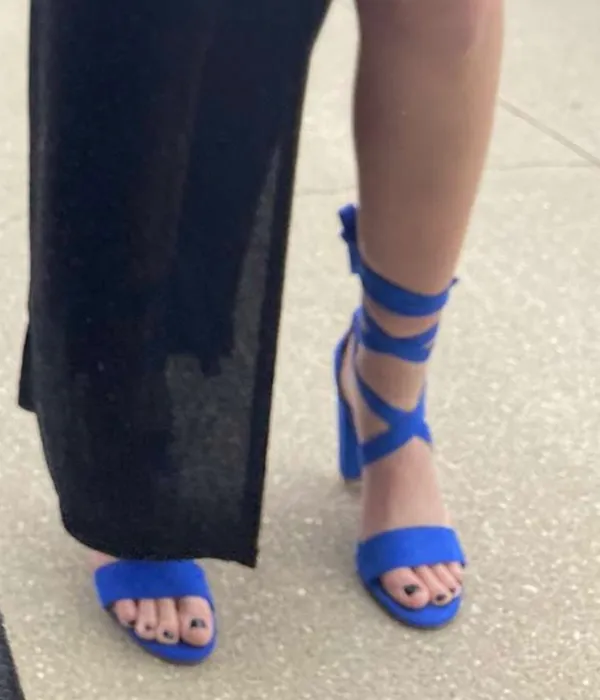 Amazon High Heels - Image 2