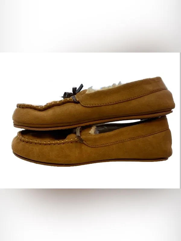 Old Navy Loafer-style Slippers Size 6-7 - Image 3